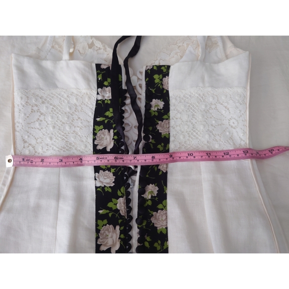SOLD Stunning White Linen Dolce & Gabbana Lace Panel Mini Corset Dress Runway - Picture 14 of 16